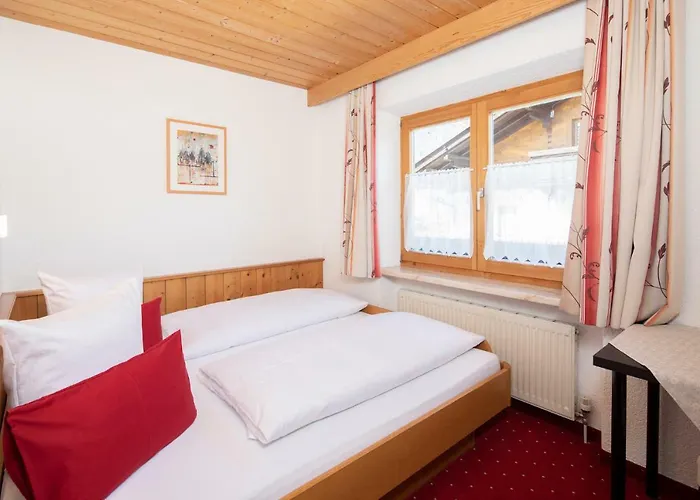 Haus Konrad アパート ライト・イム・アルプバッハタール